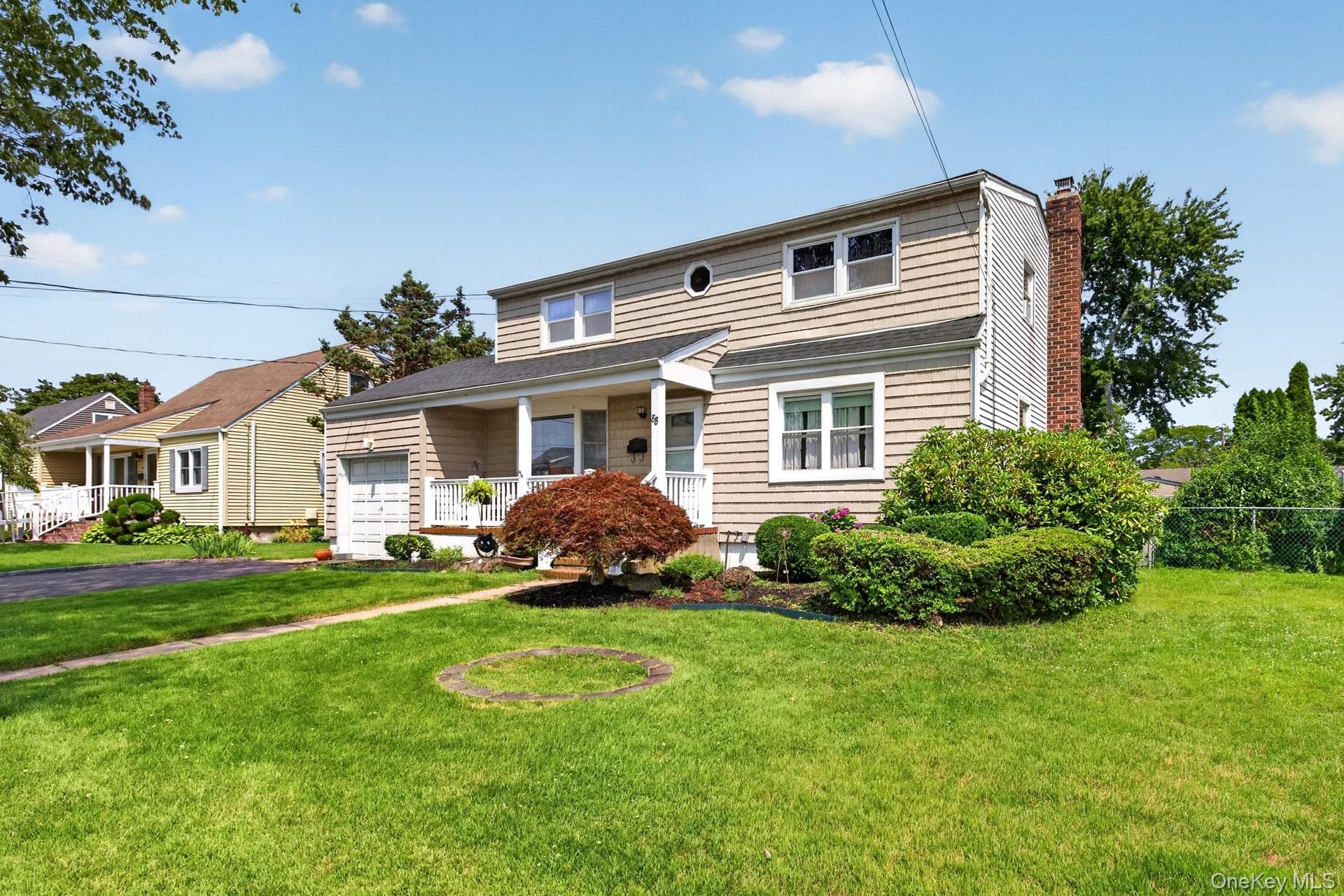 88 Crestwood Boulevard thumbnail 3