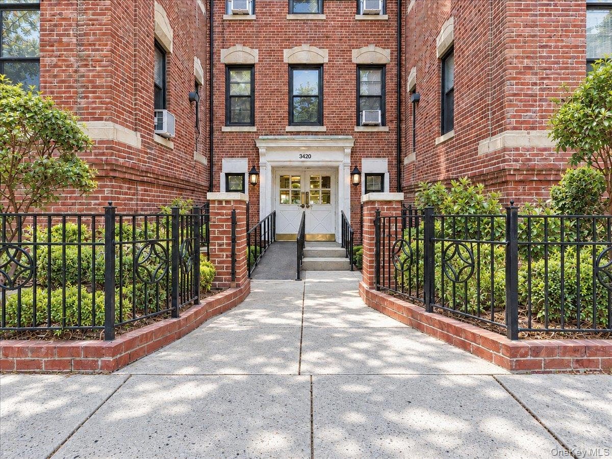 34-20 83rd Street Unit: 3D thumbnail 2