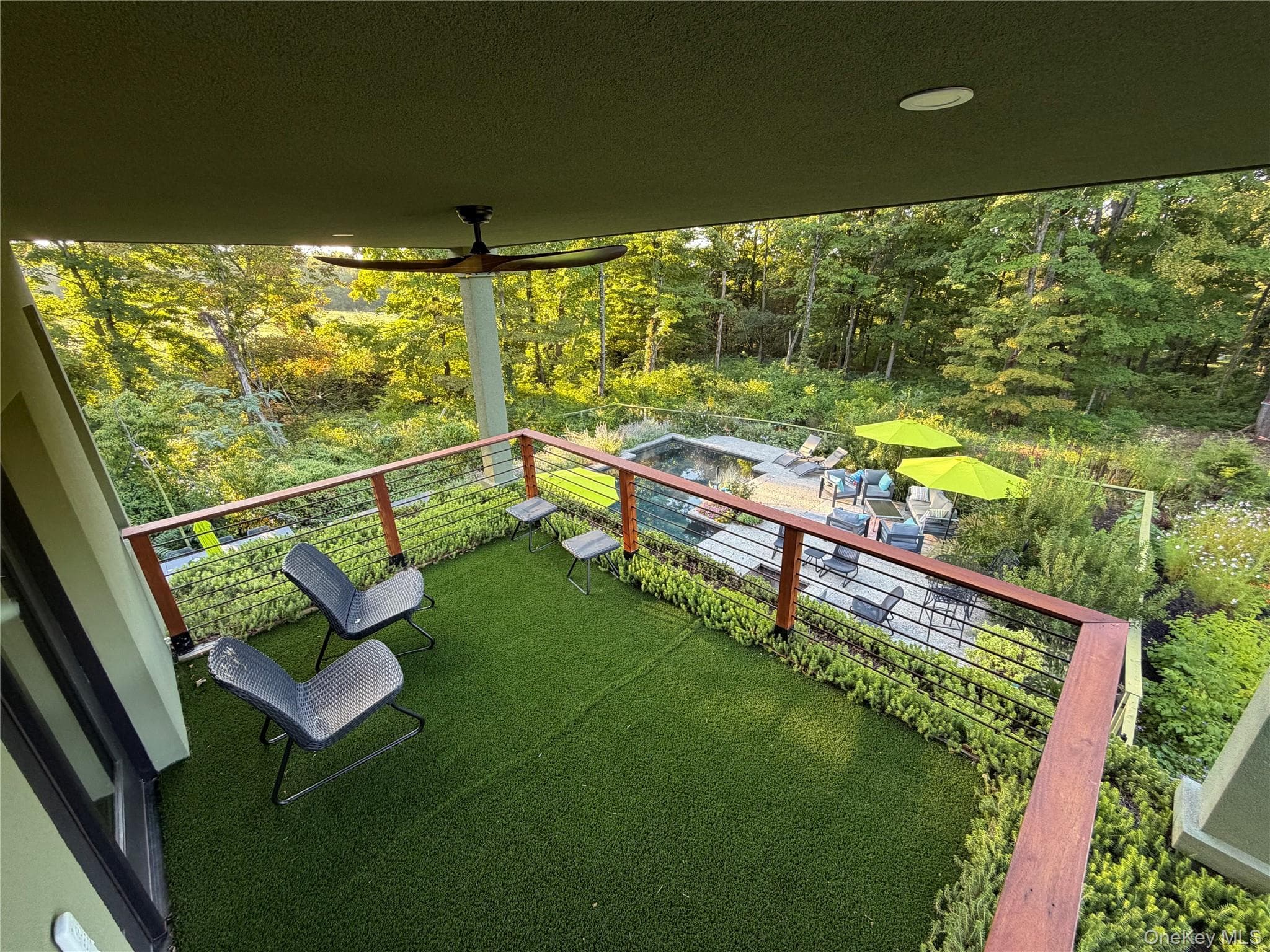215 Smith Road thumbnail 16