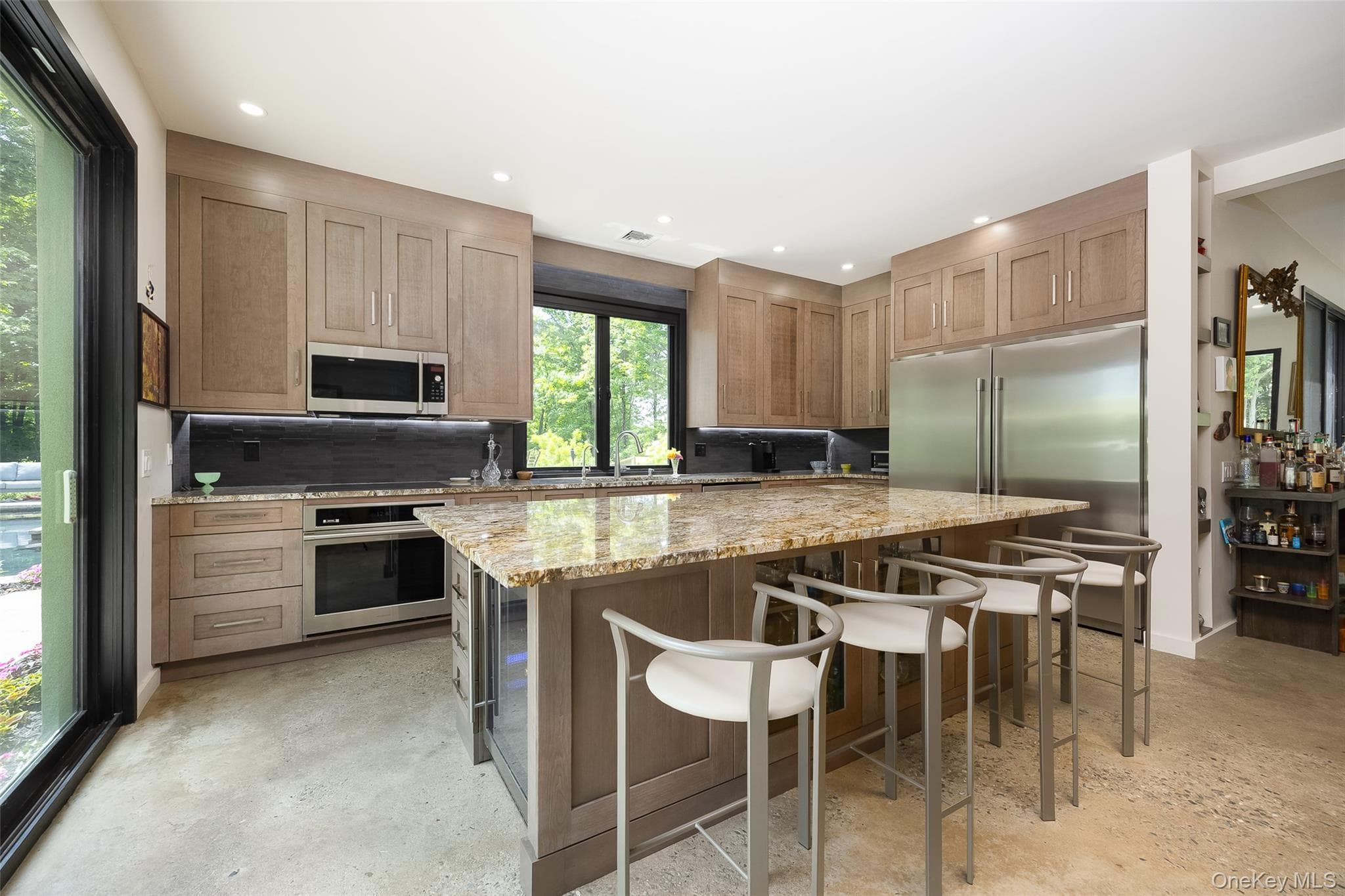 215 Smith Road thumbnail 7
