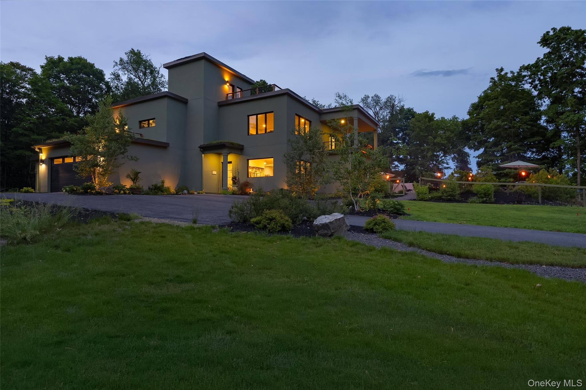 215 Smith Road thumbnail 5