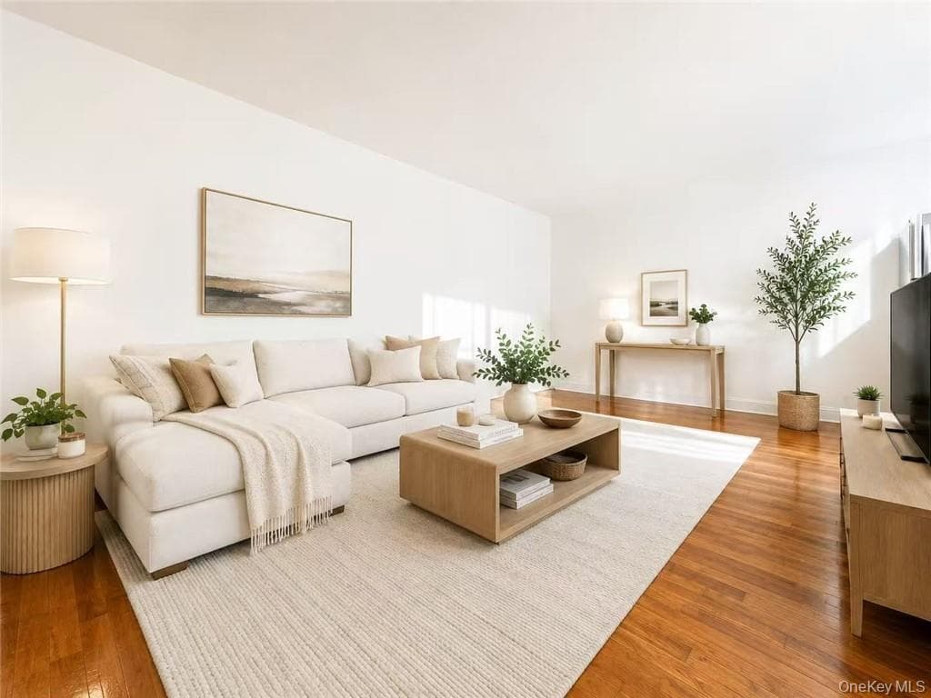8511 34th Avenue Unit: 3H thumbnail 4