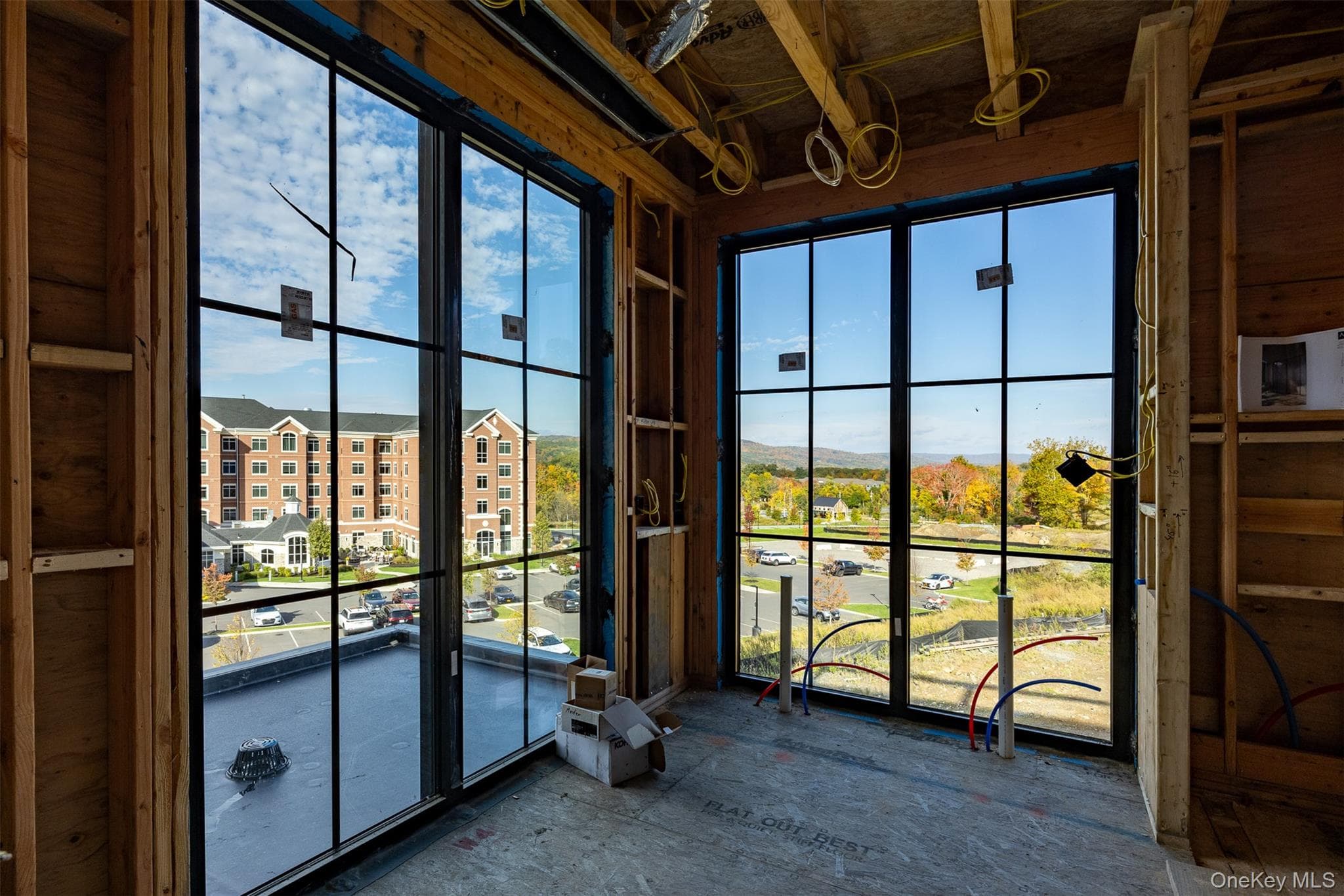 212 Carriage Way thumbnail 5