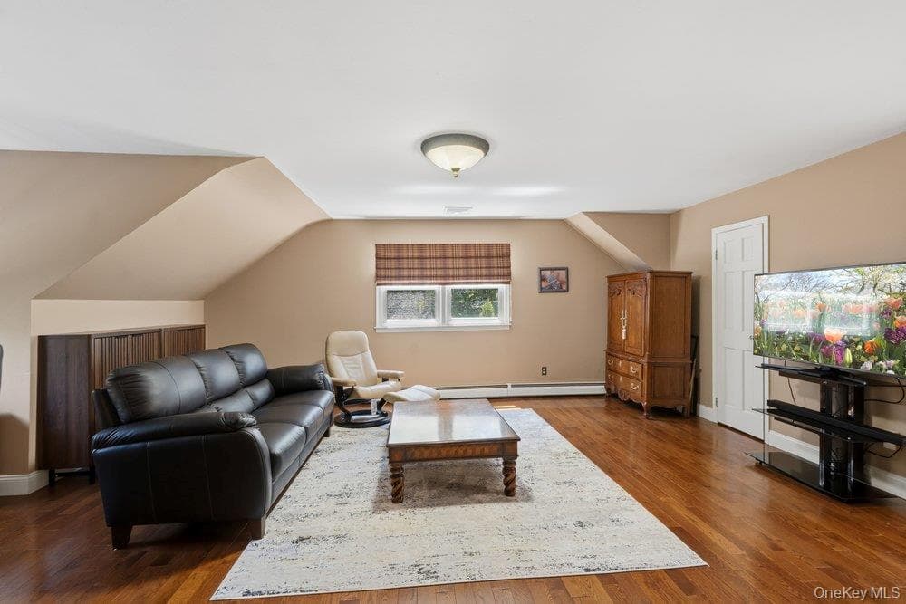 119 Plainview Road thumbnail 37