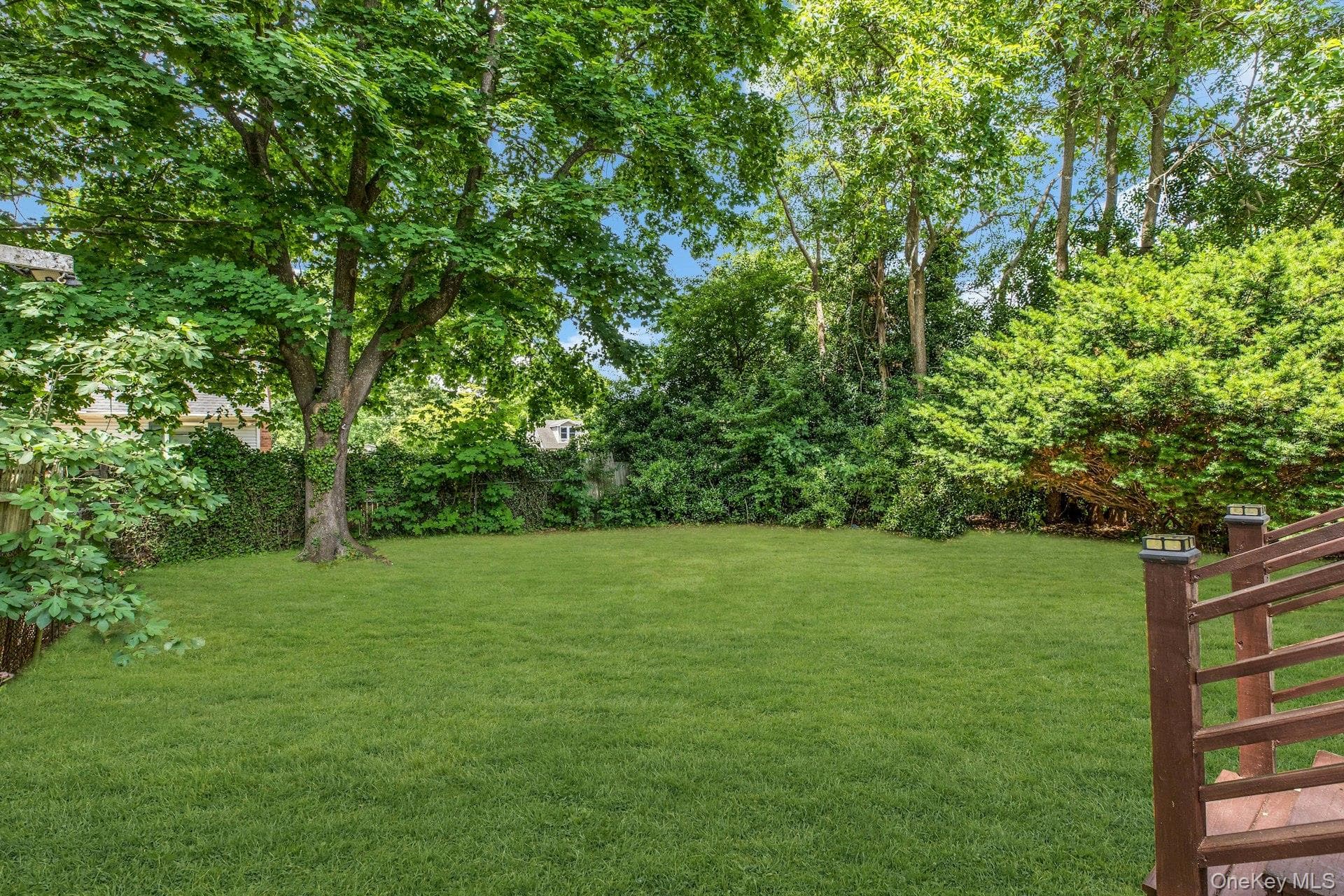 96 Washington Drive thumbnail 21