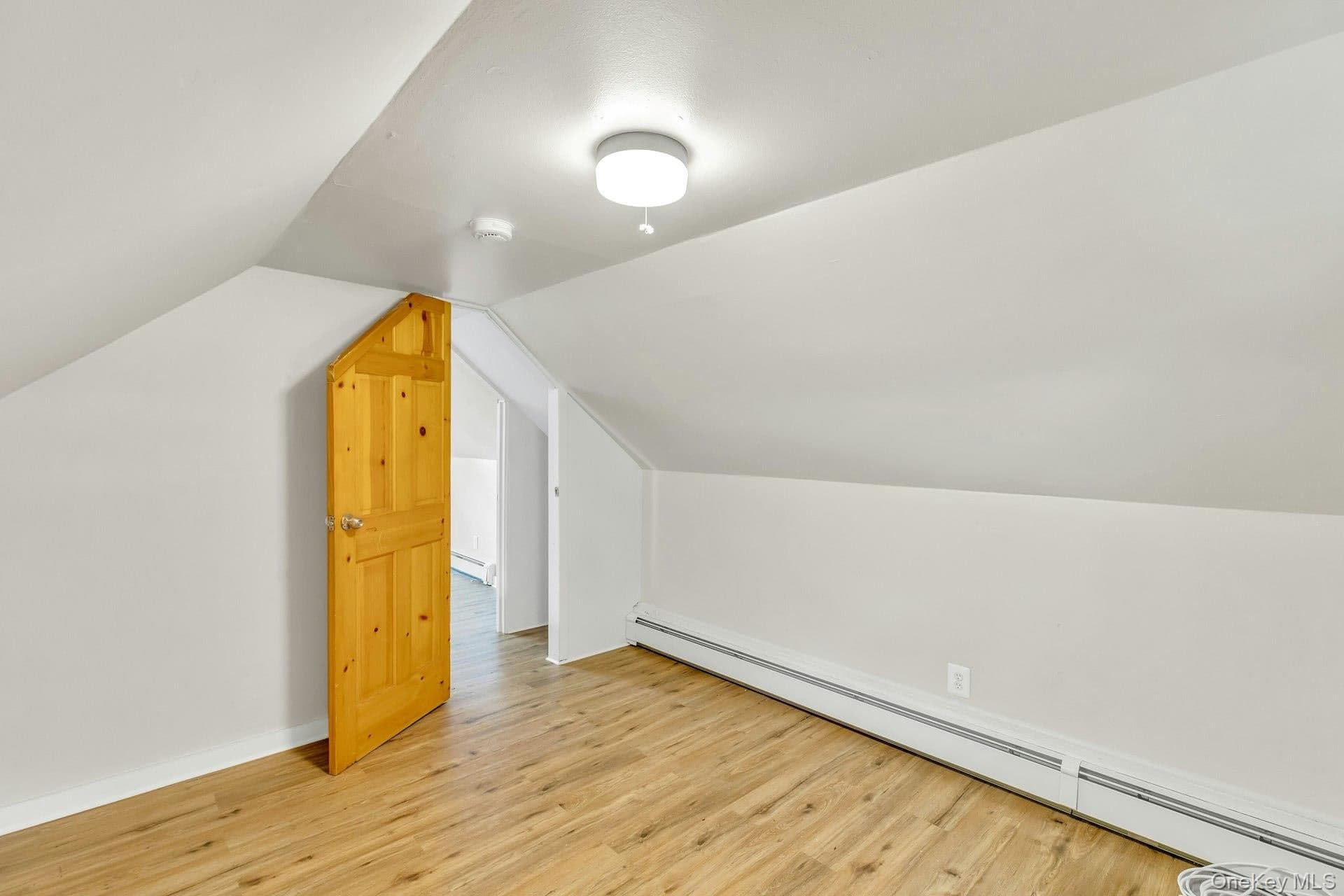 96 Washington Drive thumbnail 17
