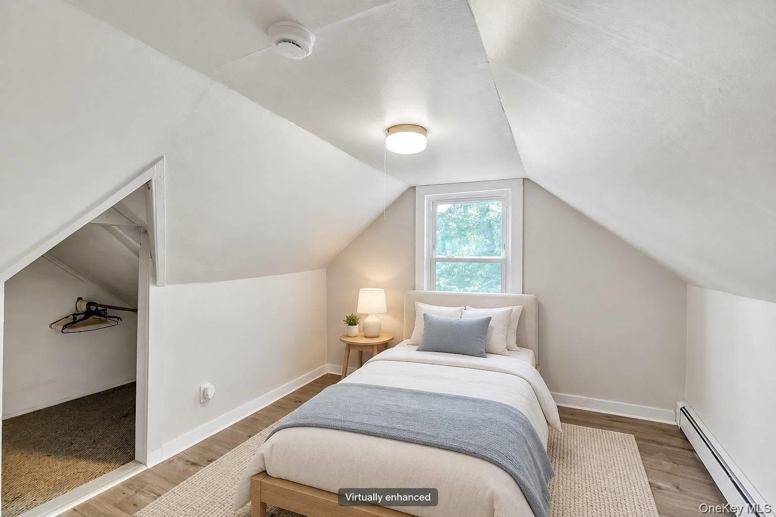 96 Washington Drive thumbnail 14