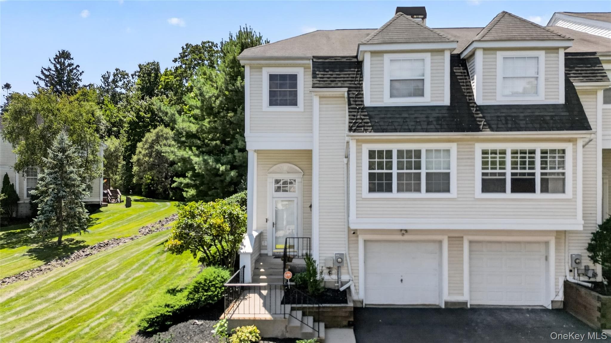 115 Delafield Lane thumbnail 2