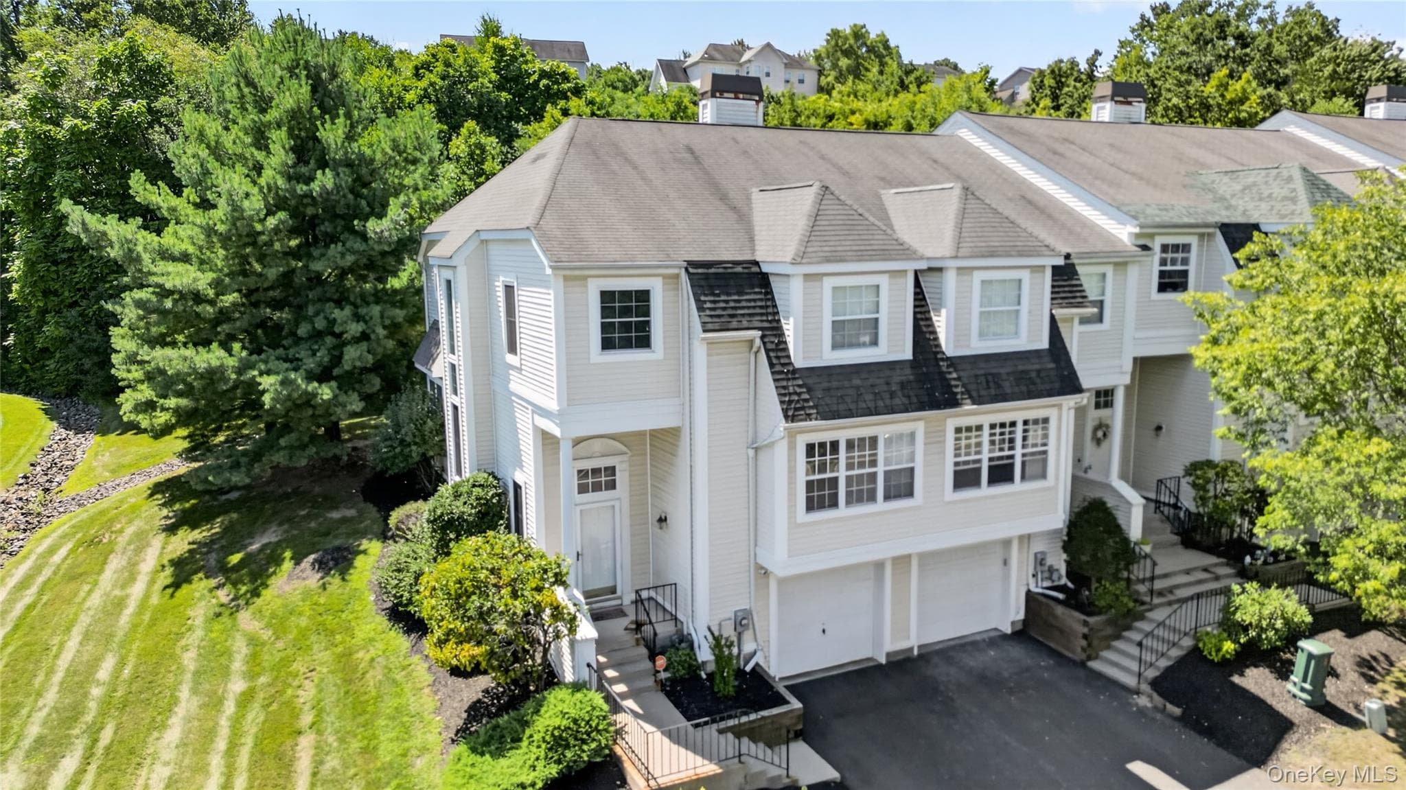 115 Delafield Lane thumbnail 36