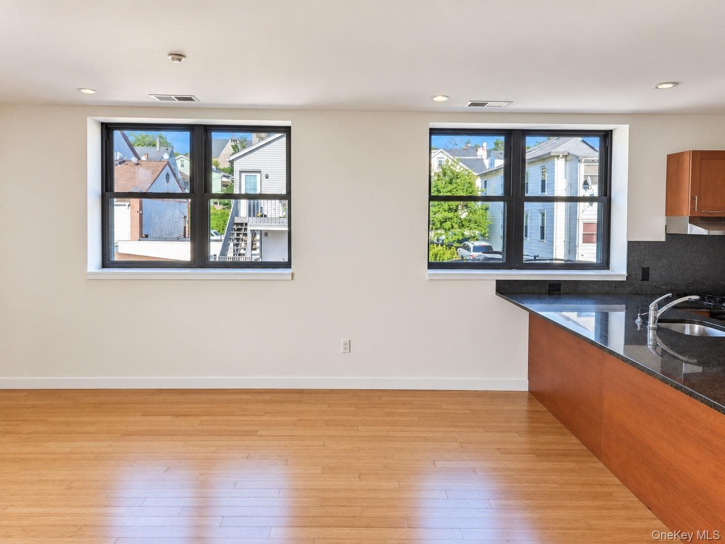 73 Spring Street Unit: 3D thumbnail 4