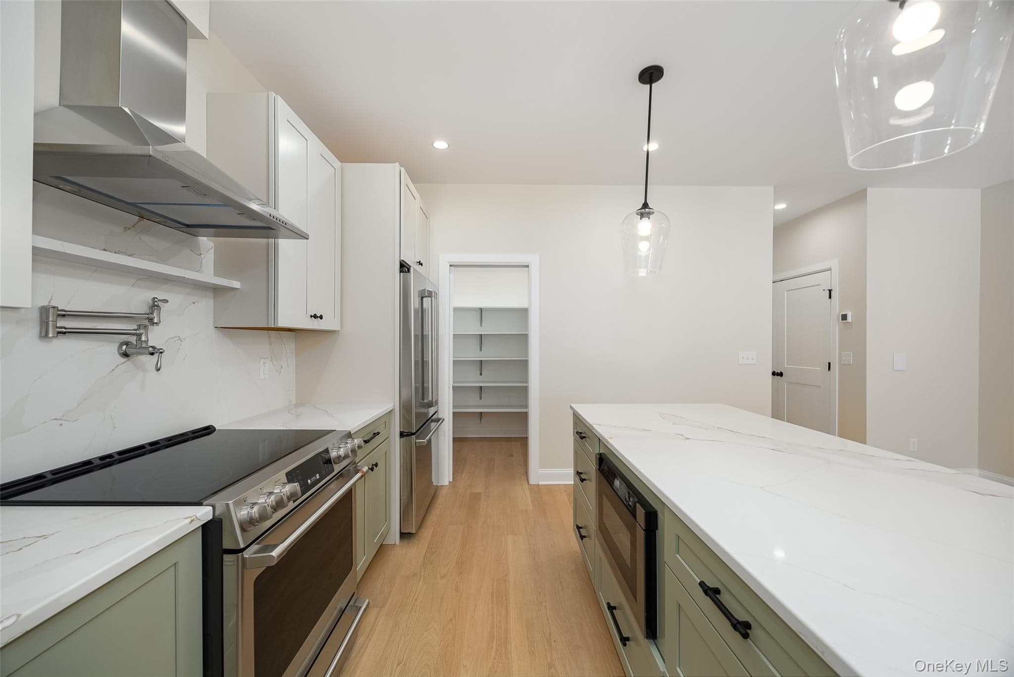 17 Henry Street Unit: 3 thumbnail 9