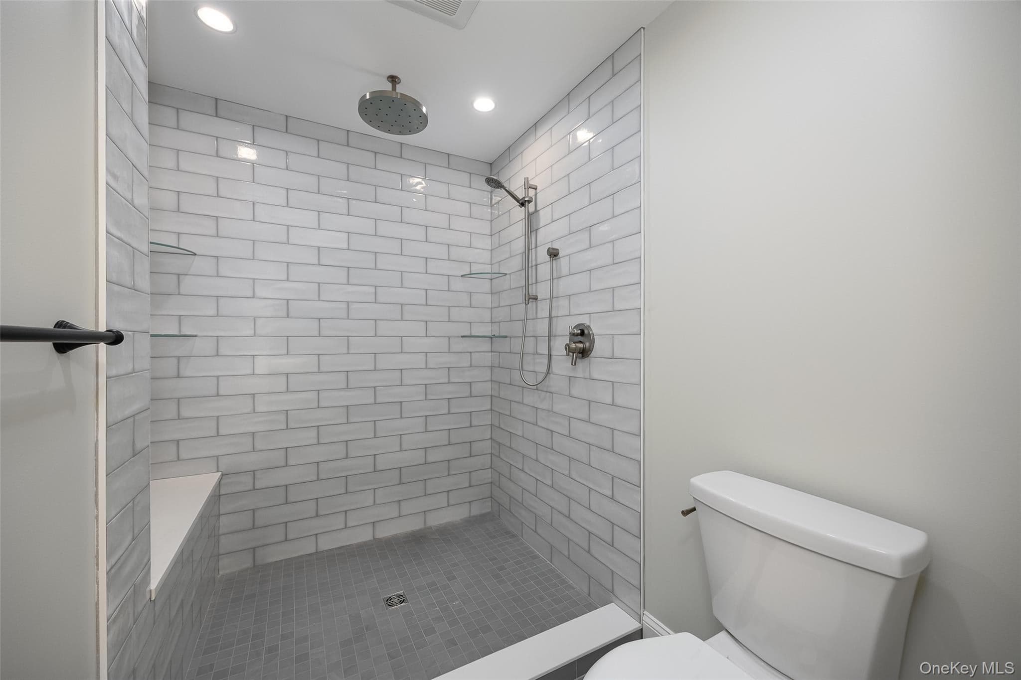 17 Henry Street Unit: 3 thumbnail 15