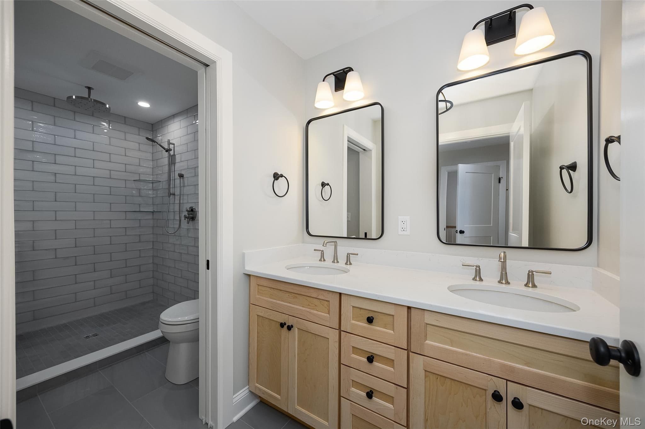 17 Henry Street Unit: 3 thumbnail 14