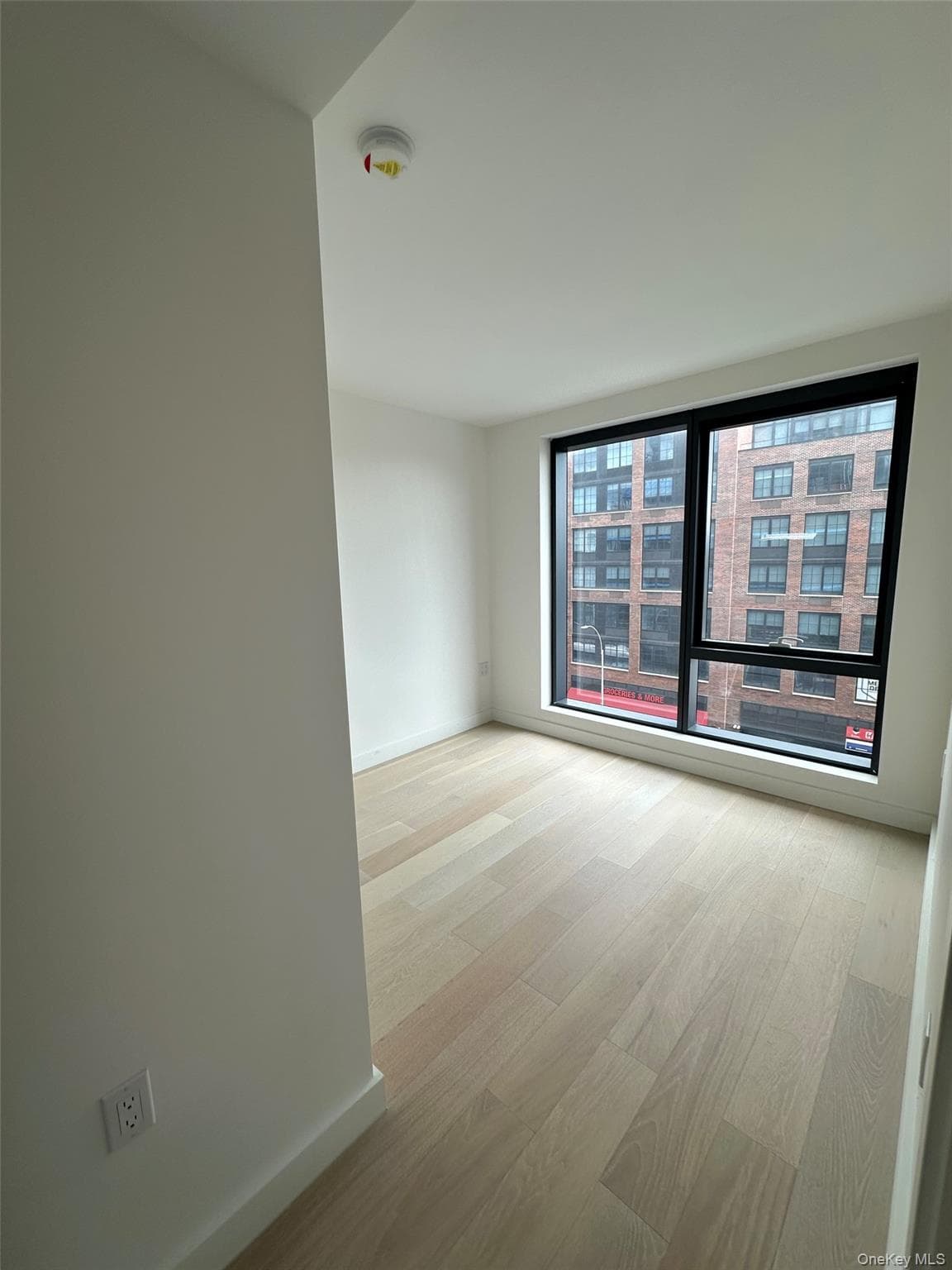 144-49 Northern Boulevard Unit: 520 thumbnail 6