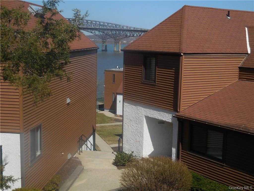 350 N Water Street Unit: 2-12 thumbnail 5