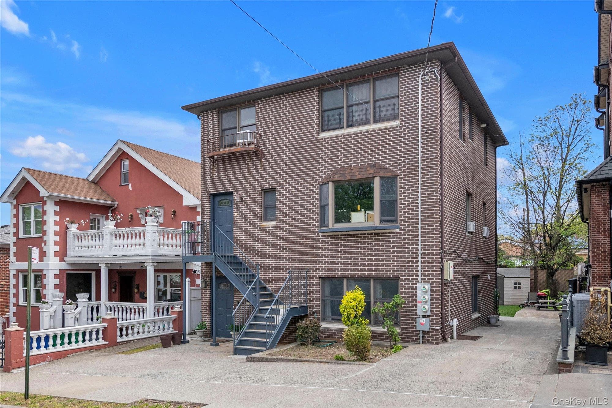 20-49 49th Street thumbnail 25
