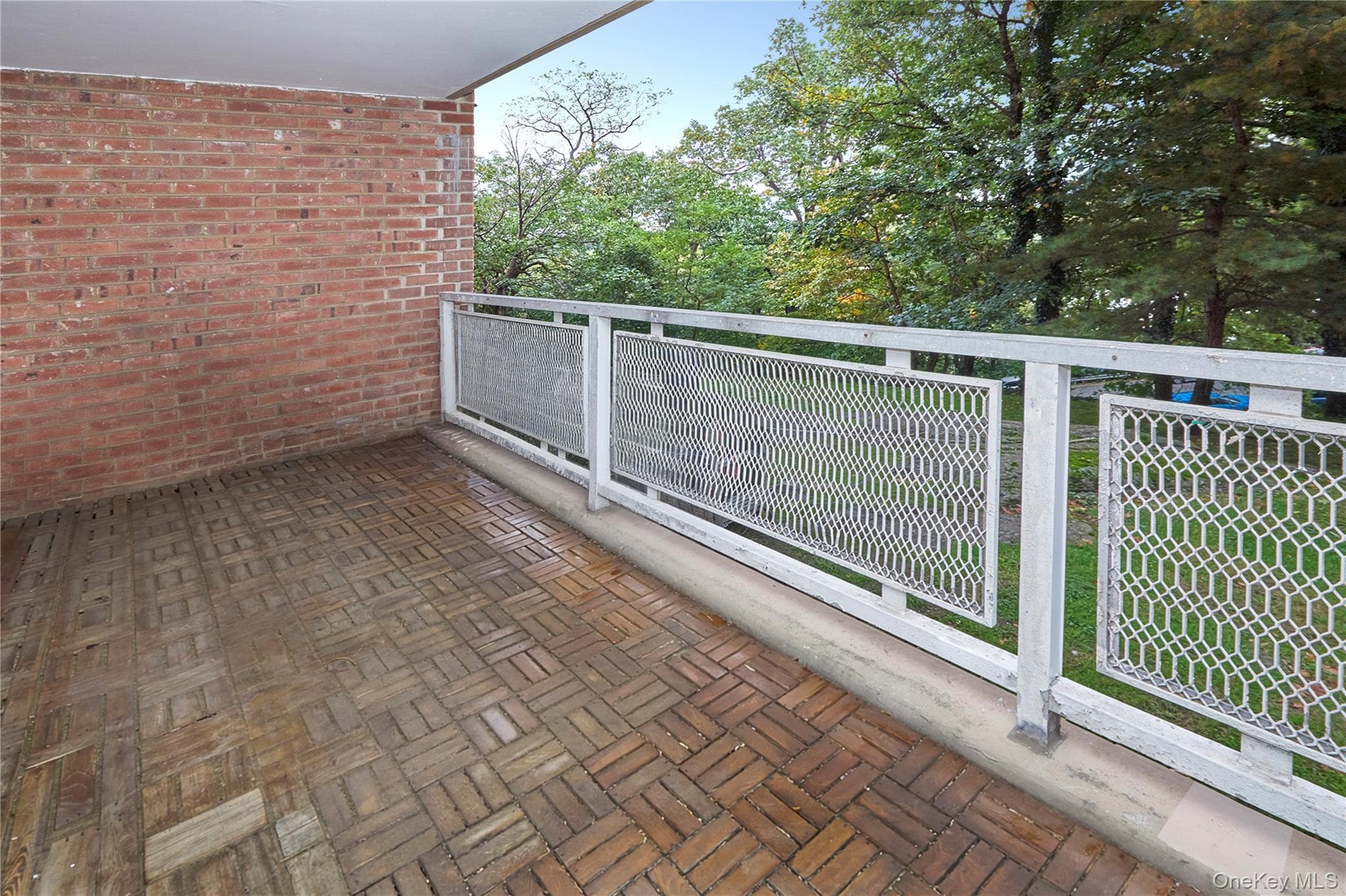 5700 Arlington Avenue Unit: 1D thumbnail 4