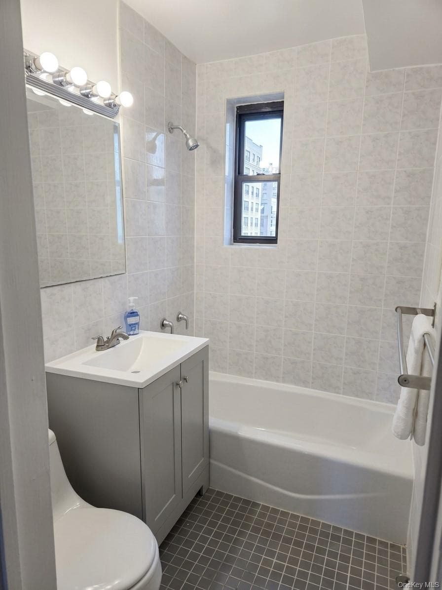 6448 Booth Street Unit: 4D thumbnail 6