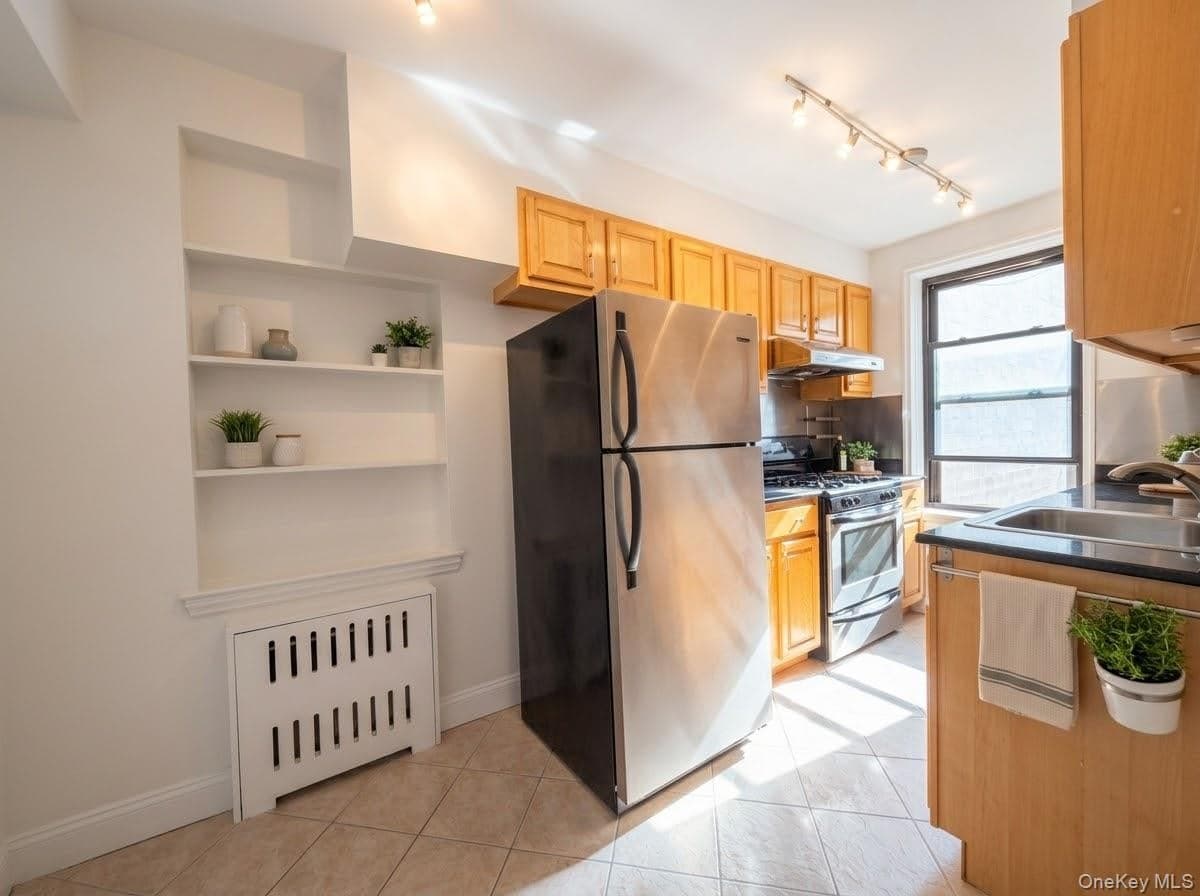 6448 Booth Street Unit: 4D thumbnail 14