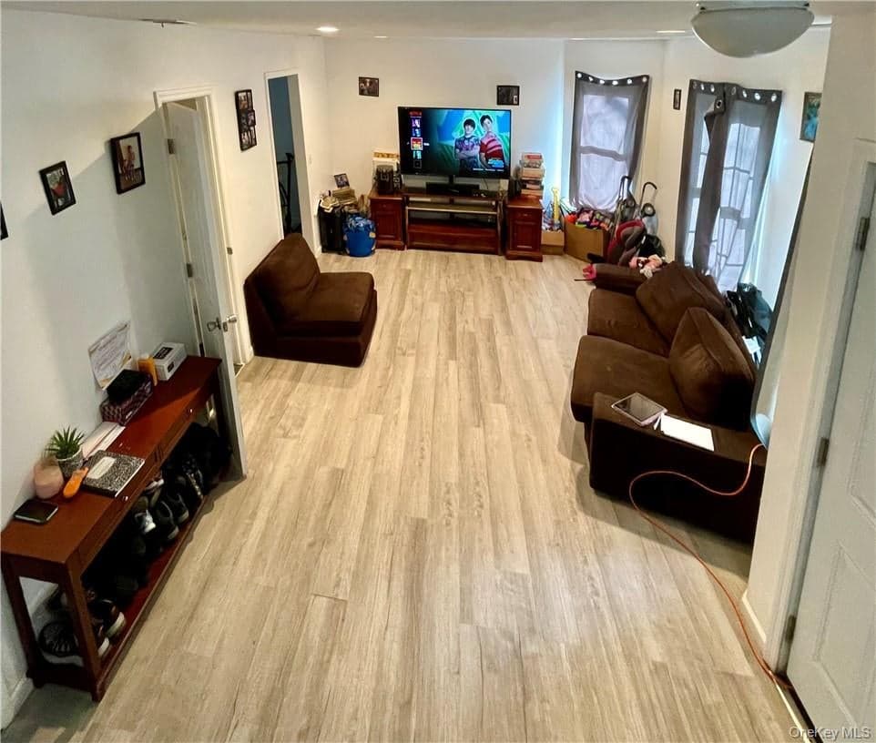 47 Valley Avenue thumbnail 7