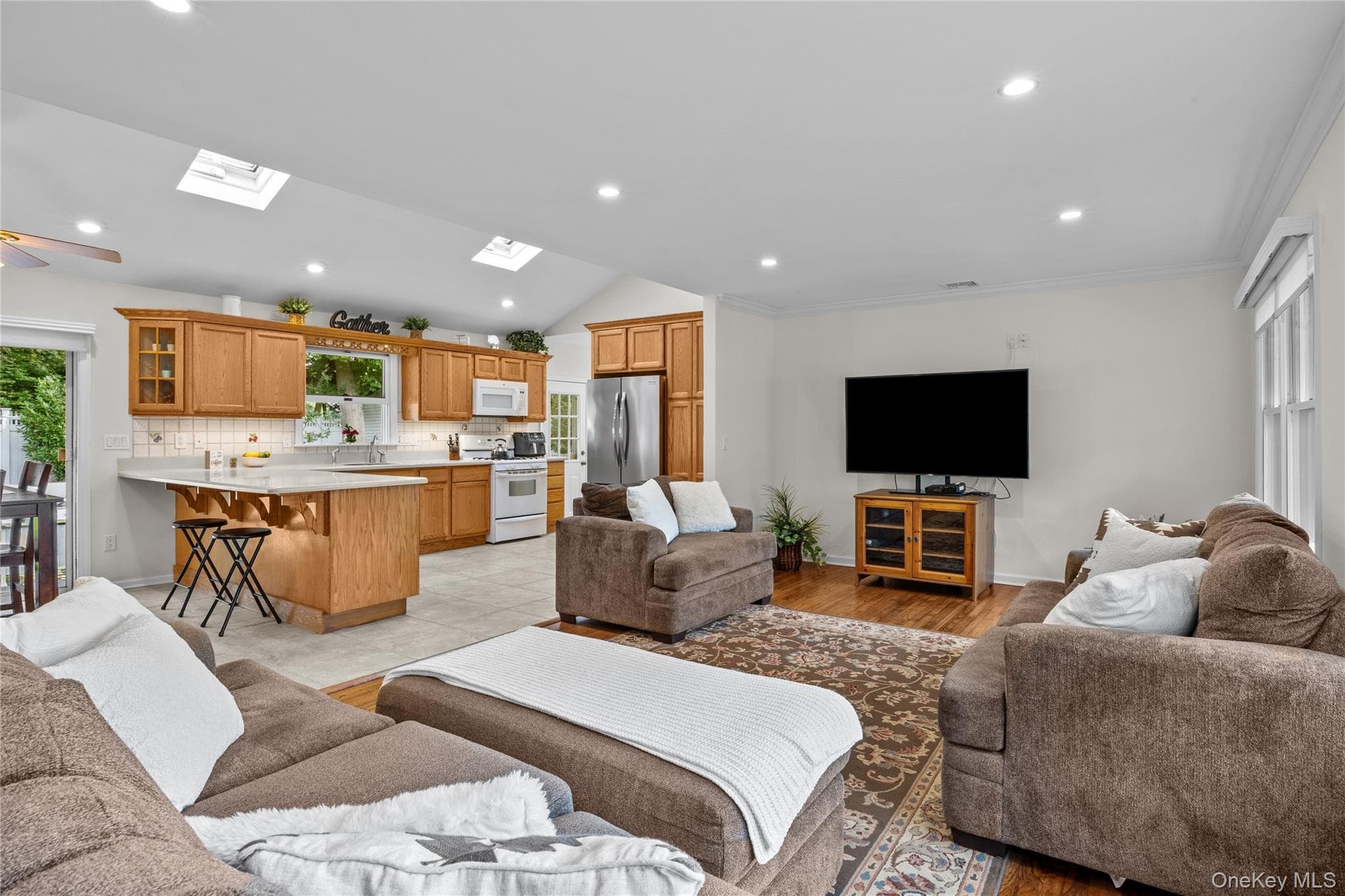51 Beachfern Road thumbnail 13