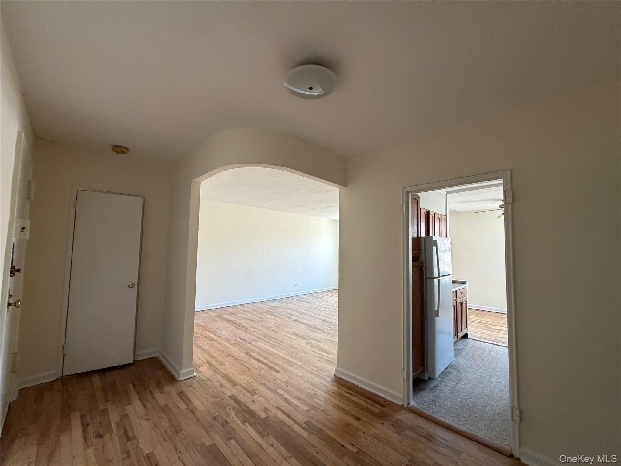 79-10 34th Avenue Unit: 7L thumbnail 3