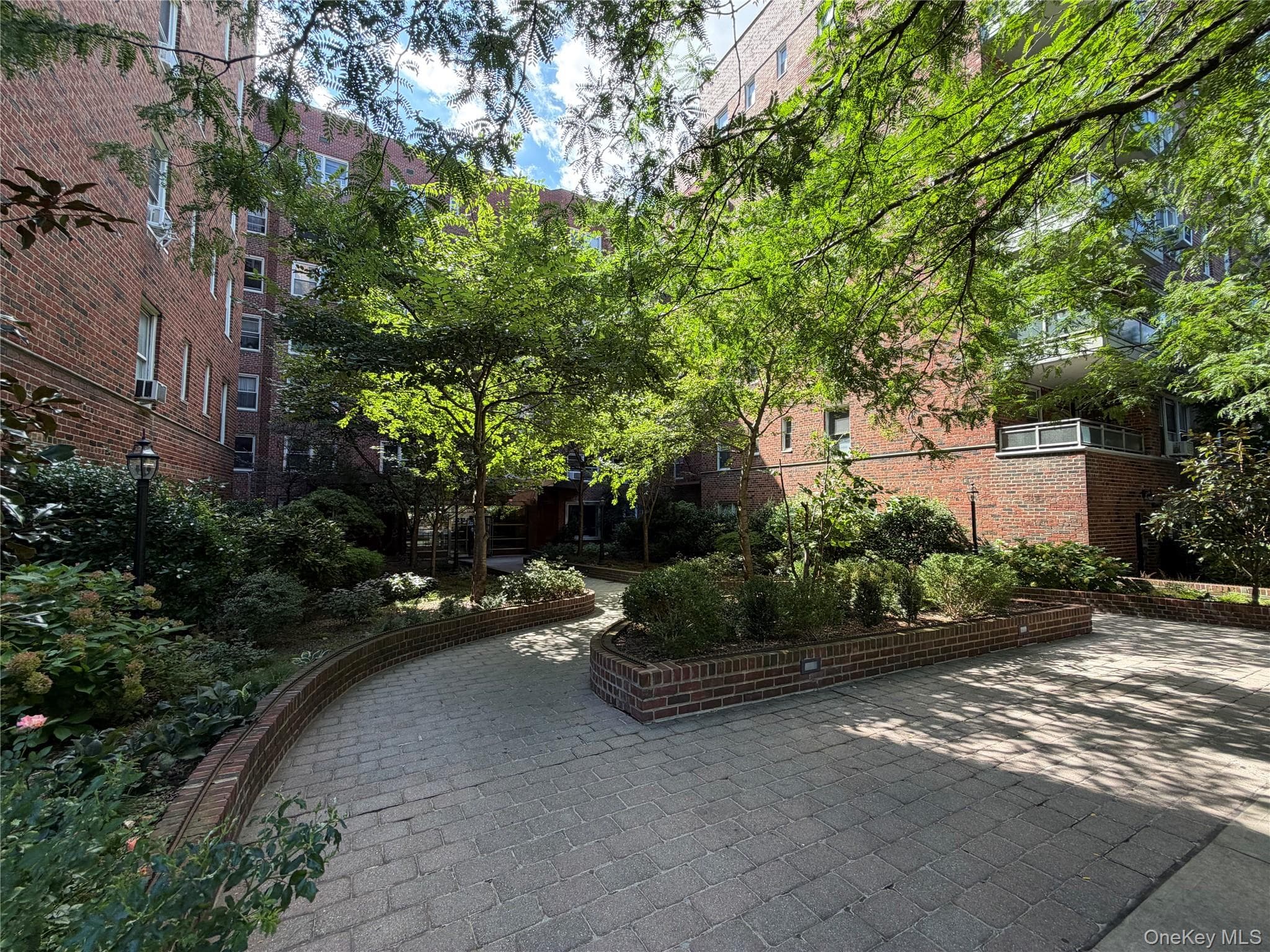 79-10 34th Avenue Unit: 7L thumbnail 24