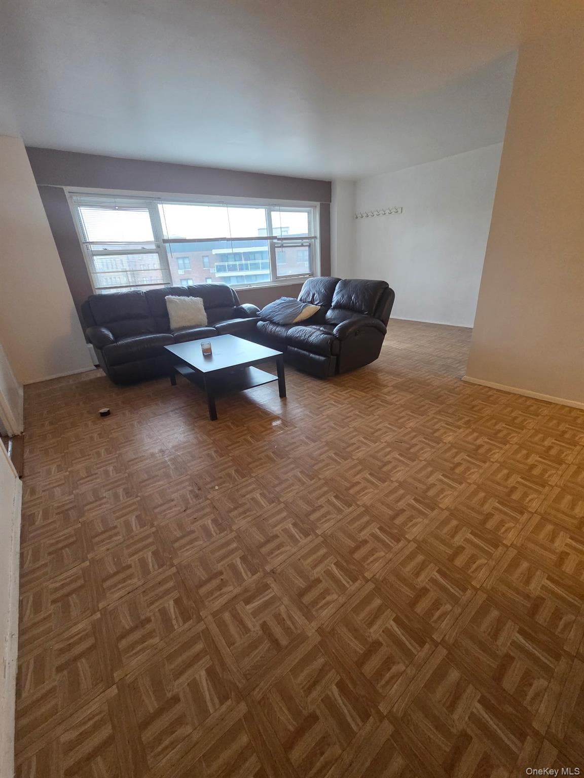 8 Fordham Hill Oval Unit: #6B thumbnail 4