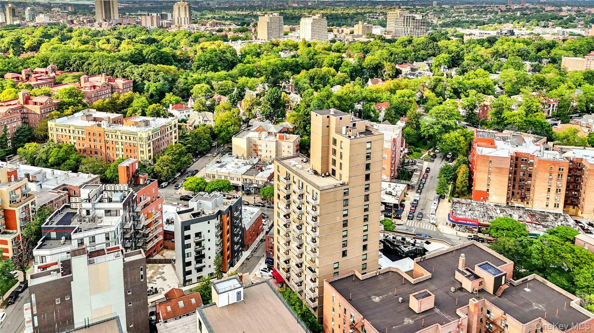 11624 Grosvenor Lane Unit: 15A thumbnail 35
