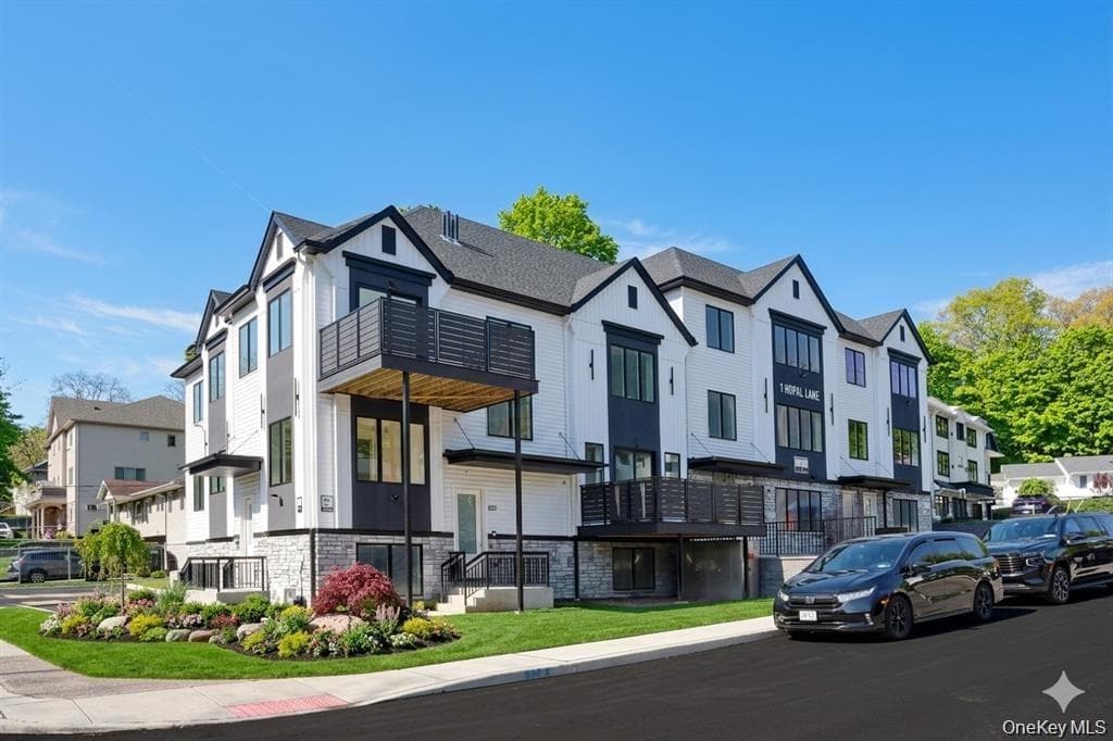 1 Hopal Lane Unit: 203, Monsey