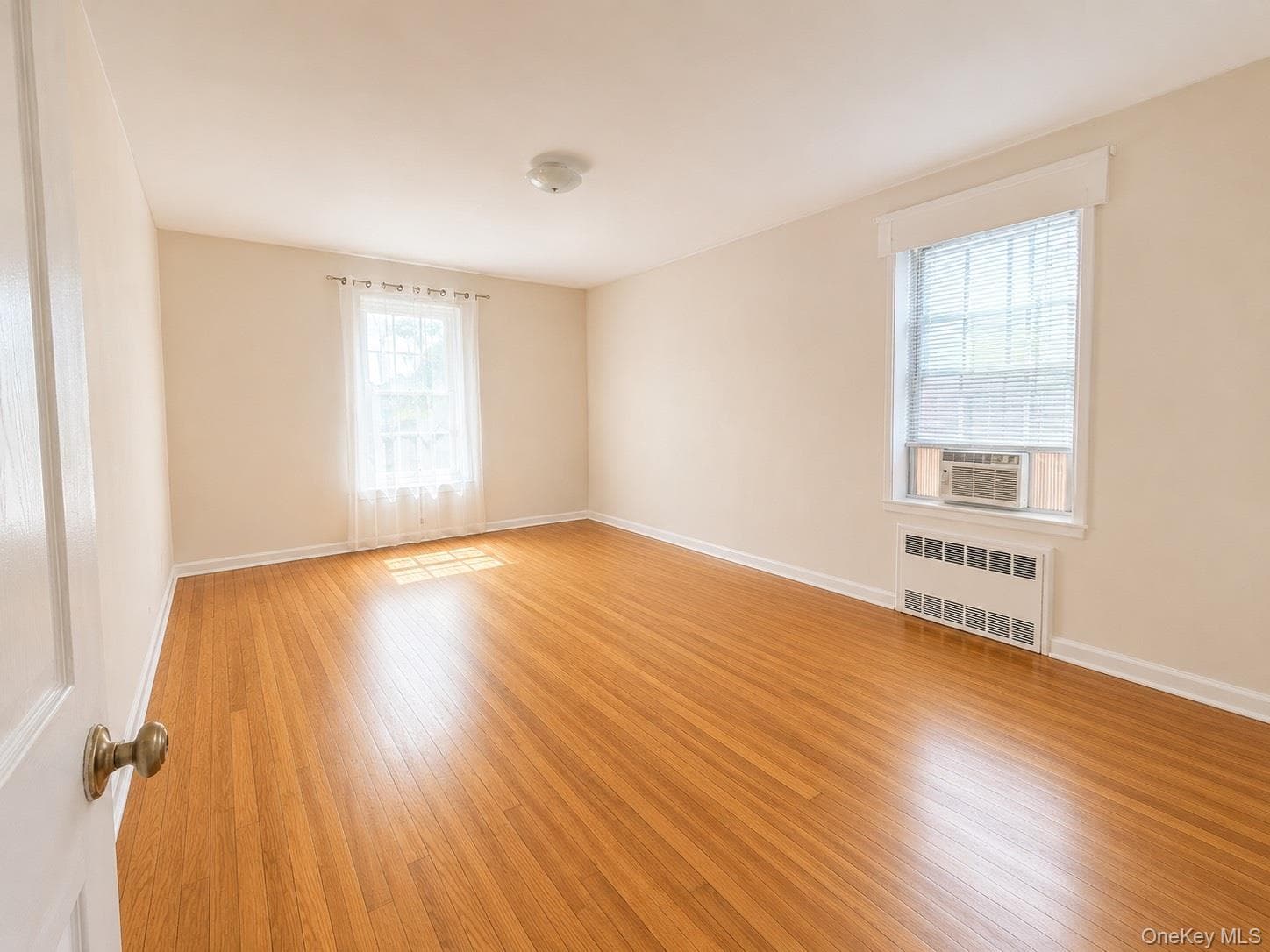 6385 Woodhaven Boulevard Unit: 5A2 thumbnail 2