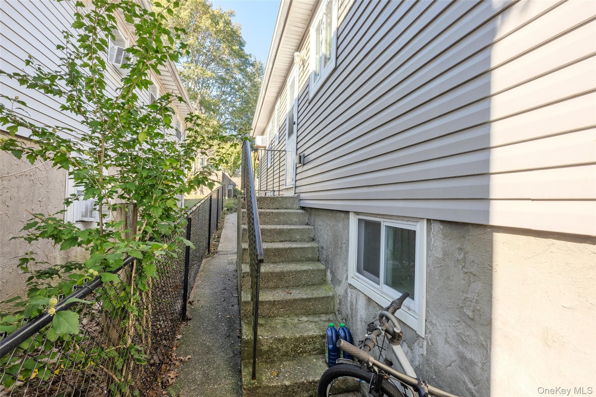 39 Willow Road thumbnail 25