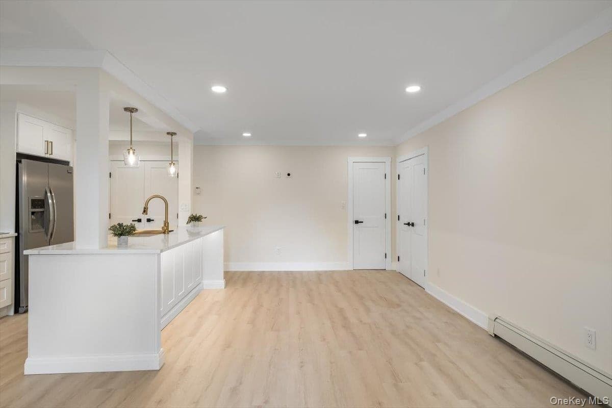 263 River Avenue Unit: 19 thumbnail 4