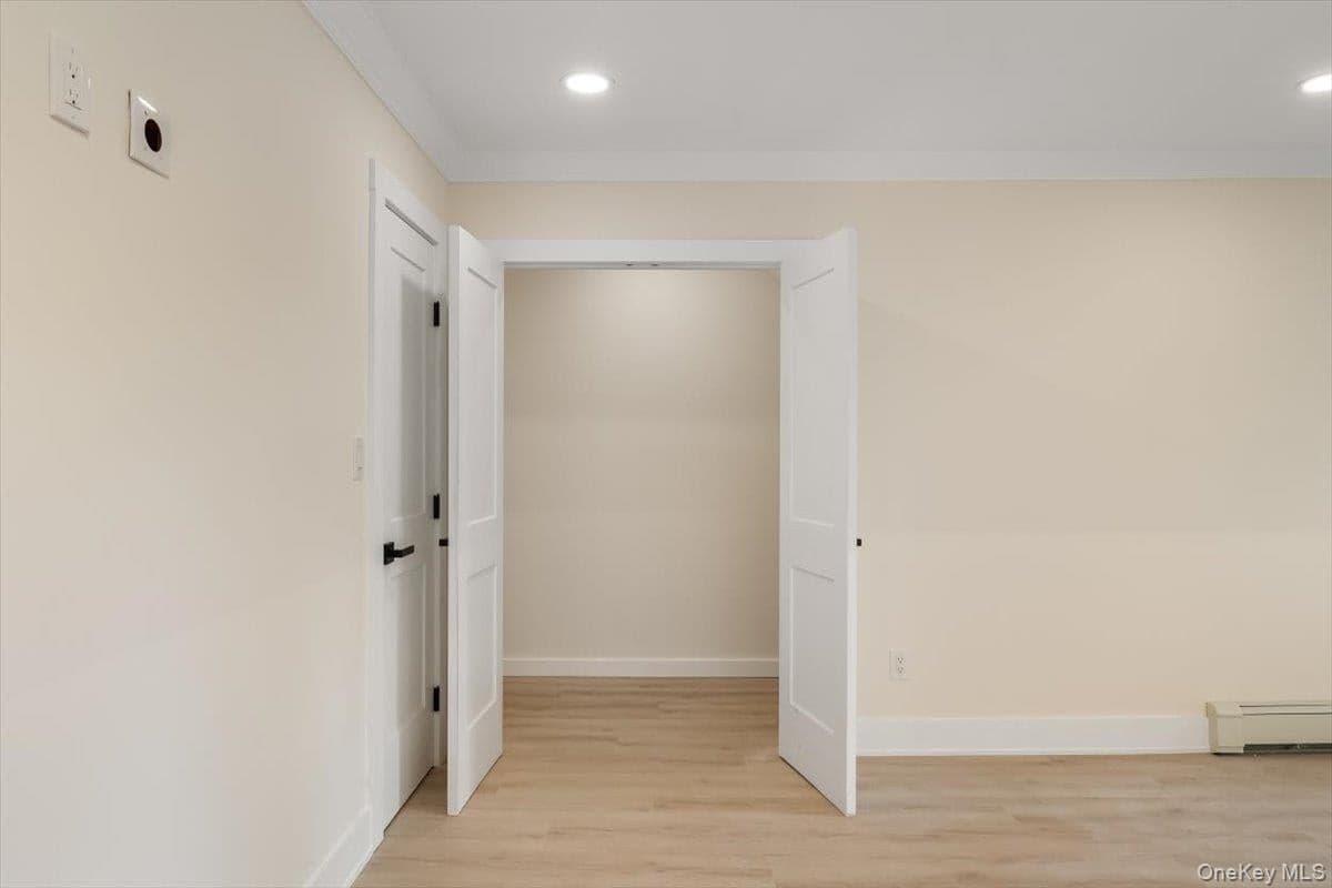 263 River Avenue Unit: 19 thumbnail 19