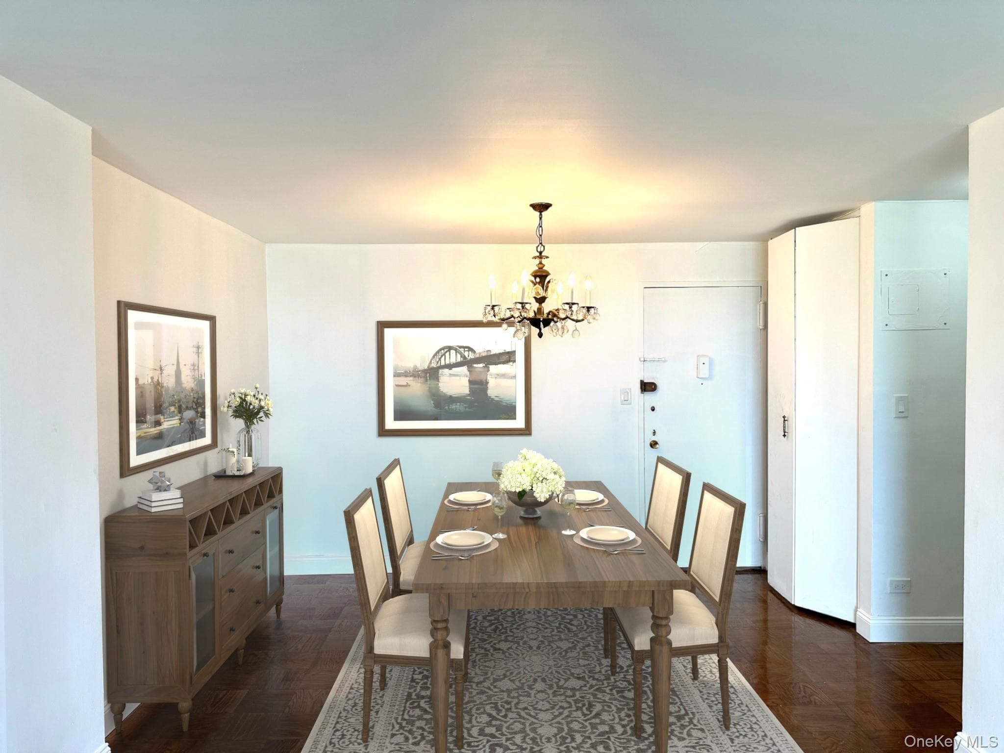 61-20 Grand Central Parkway Unit: A1402 thumbnail 2