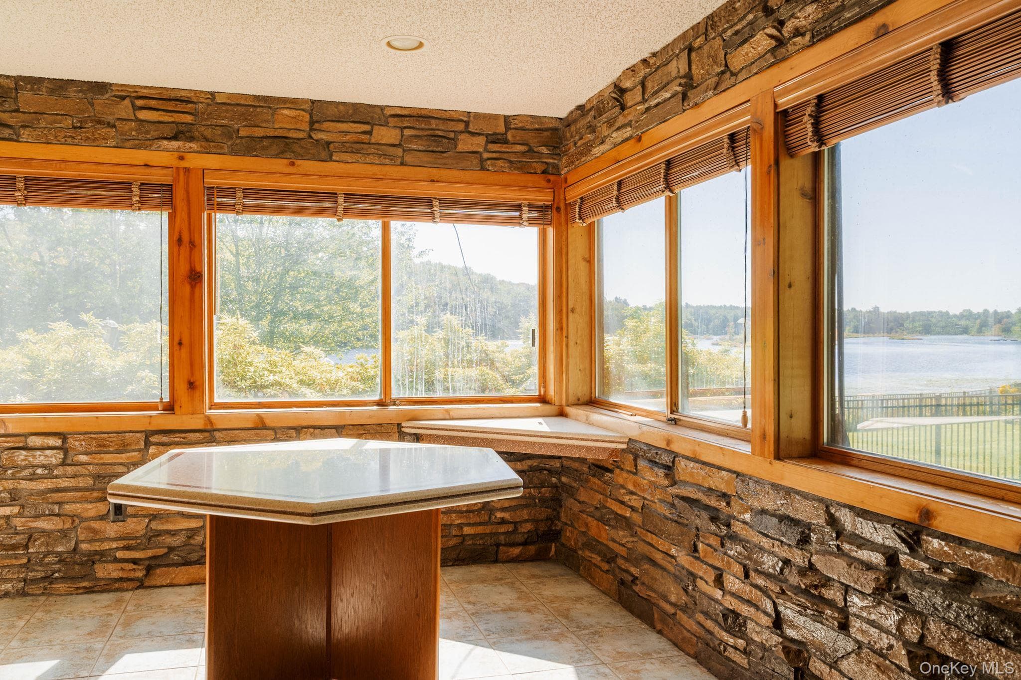 408 Hurd Road thumbnail 9