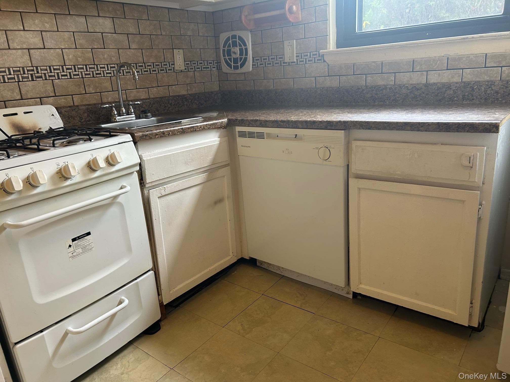 175 Sneden Place Unit: 175 thumbnail 5