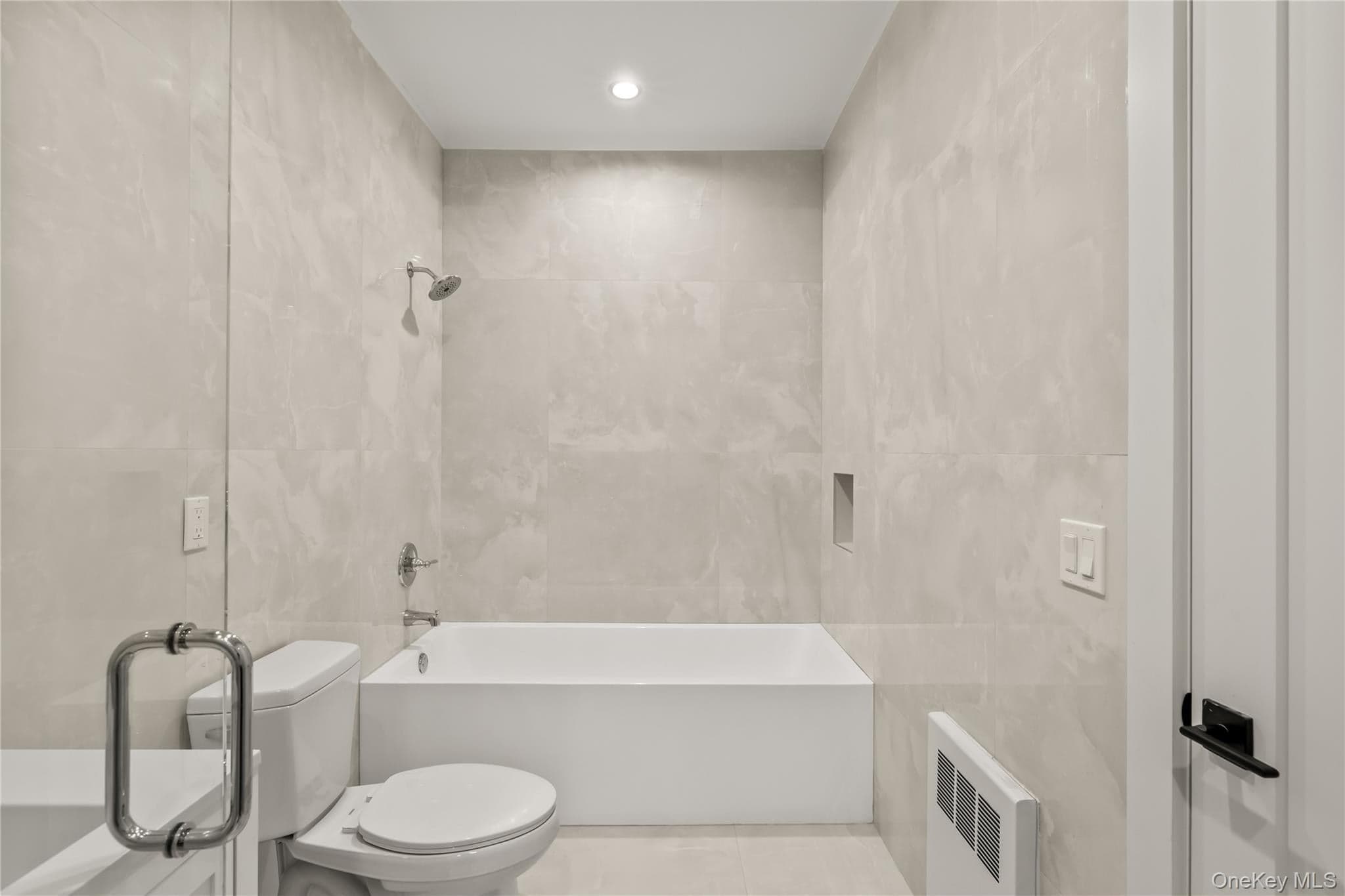 110 Fairview Avenue Unit: #201 thumbnail 18