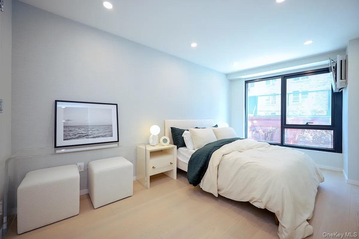 40-22 61st Street Unit: 2M thumbnail 4