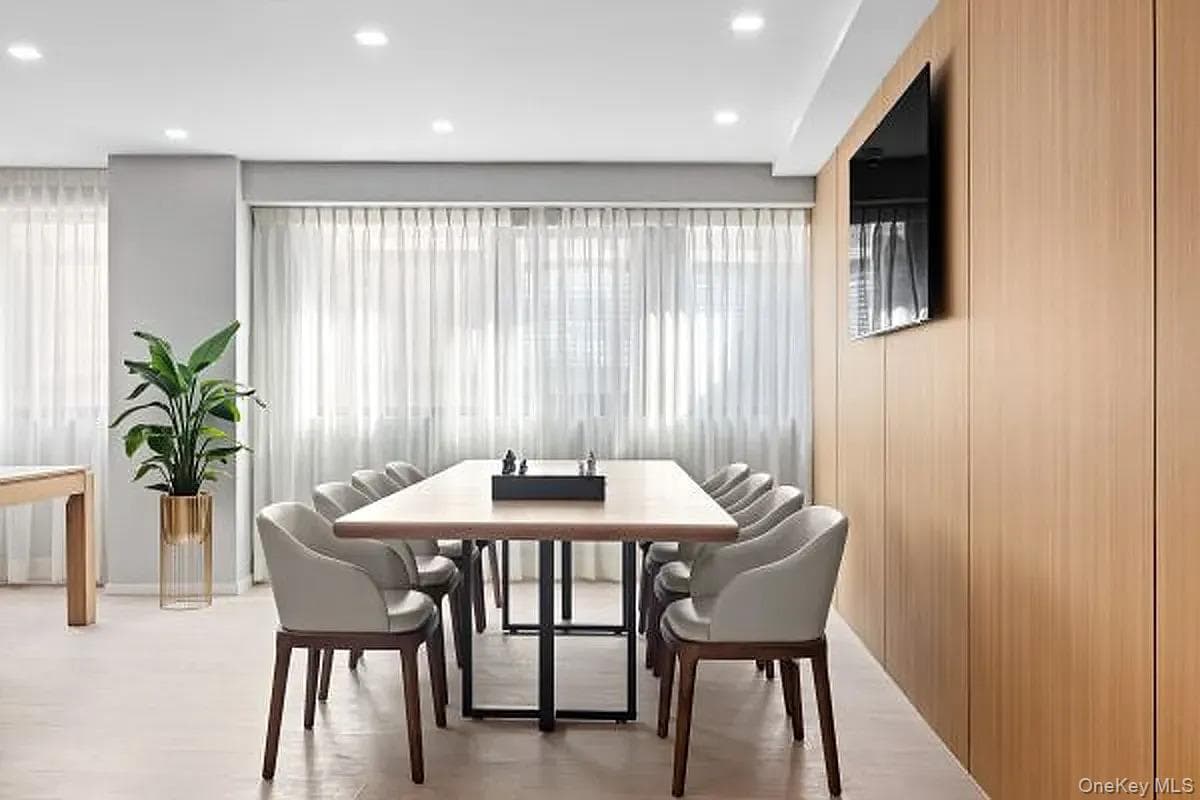40-22 61st Street Unit: 2M thumbnail 3