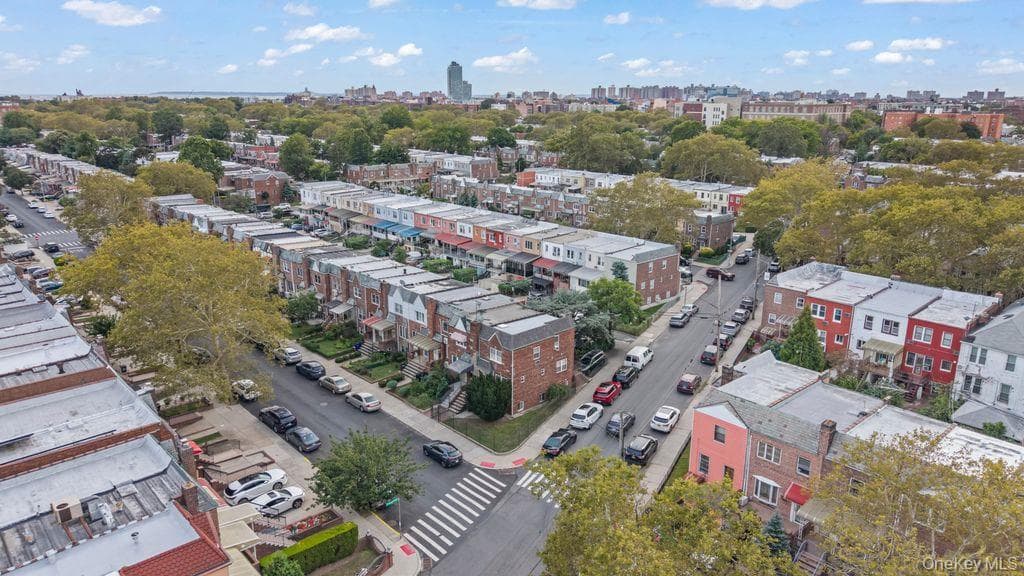 2136 E 28th Street thumbnail 28