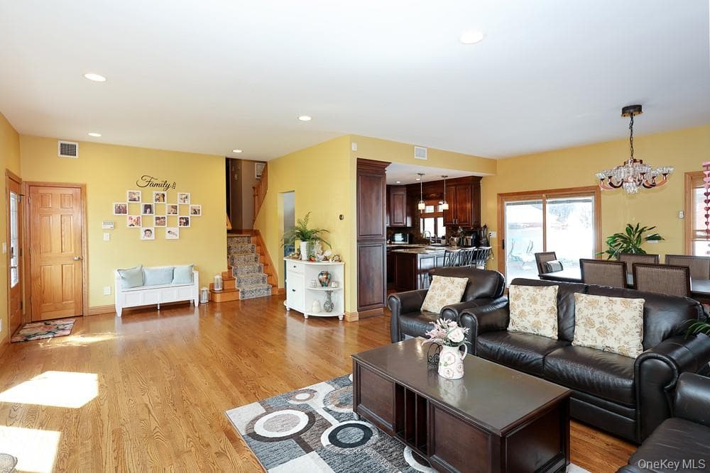 21 Kathleen Drive thumbnail 8