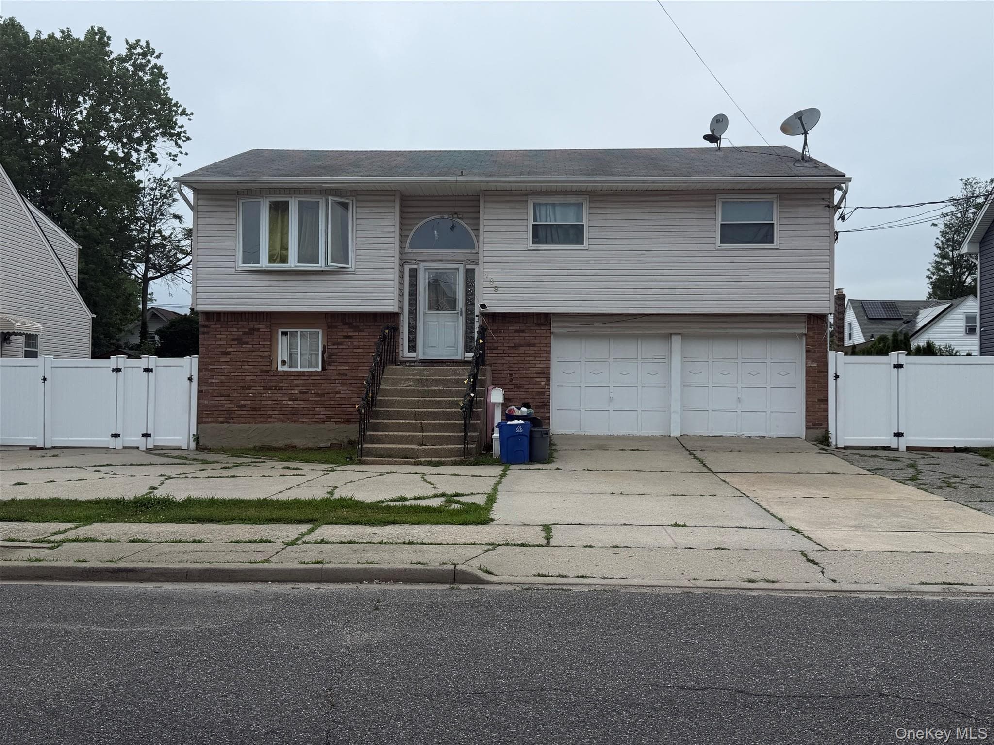 189 Elizabeth Avenue photo 1
