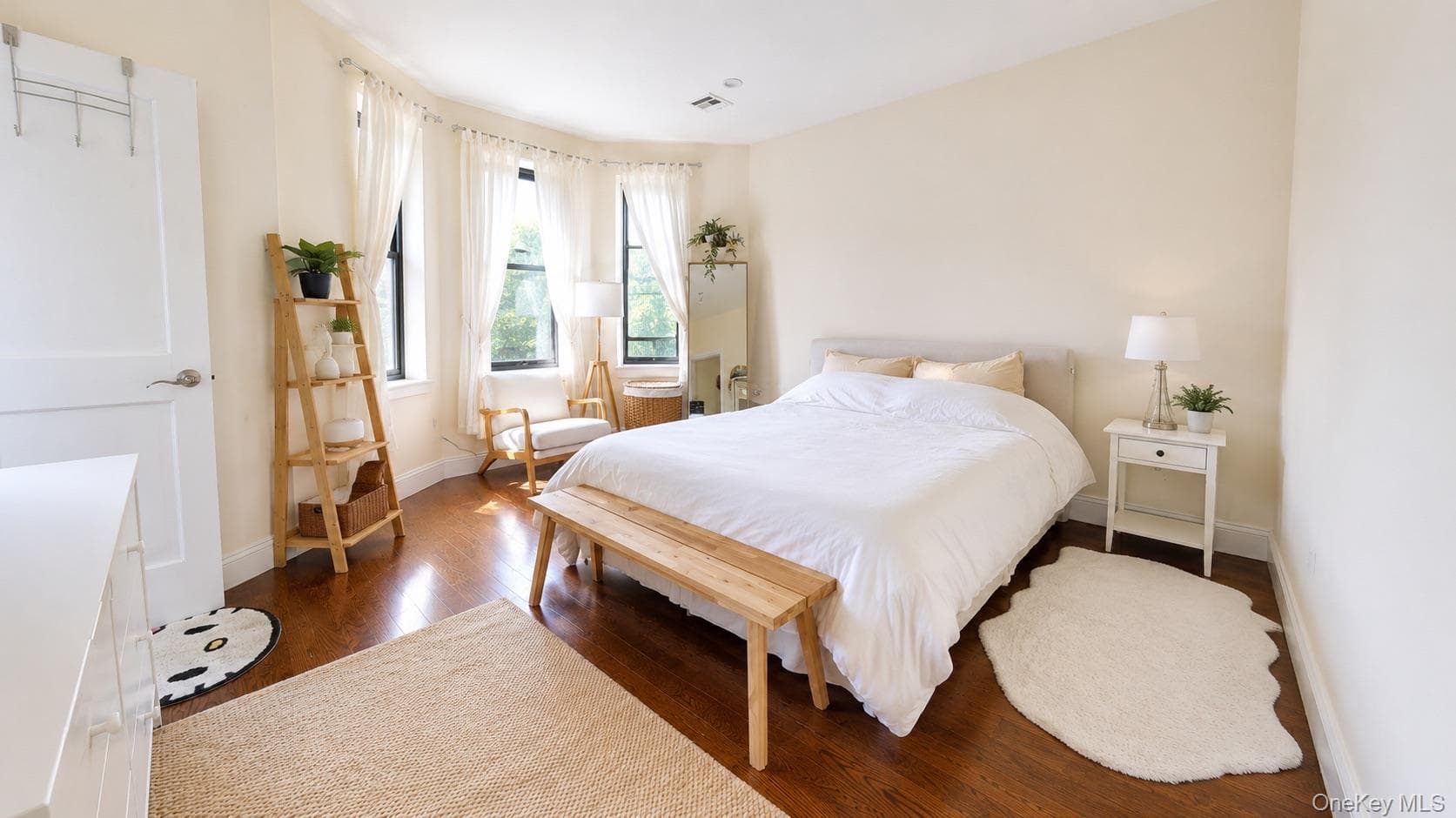 1380 Sterling Place thumbnail 27