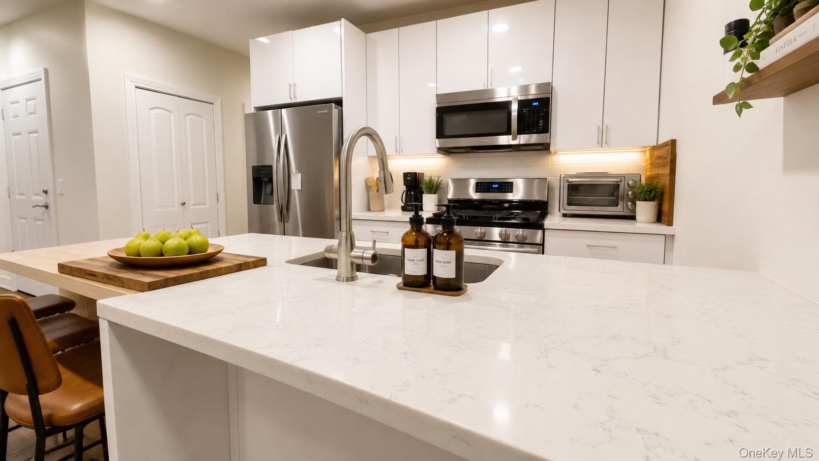 1380 Sterling Place thumbnail 6