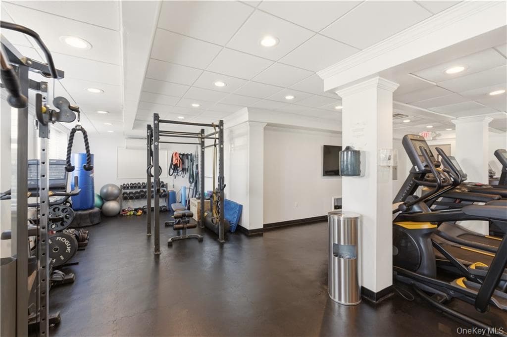 700 Shore Road Unit: 2A thumbnail 22