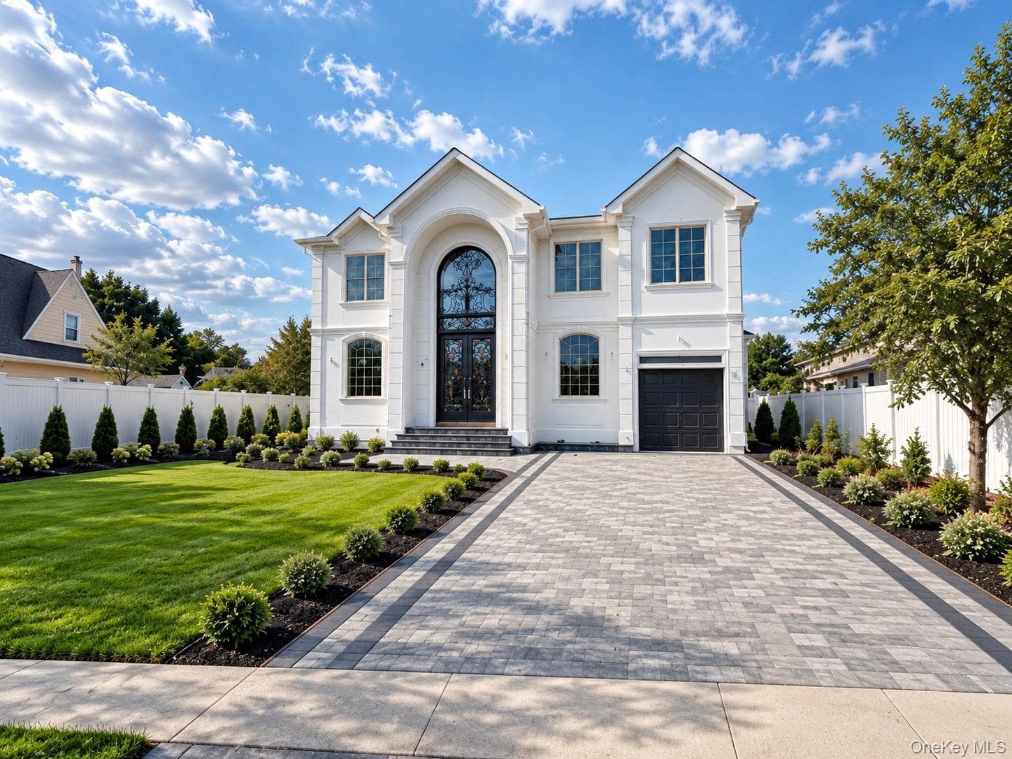 27 Poppy Lane Ln, Levittown