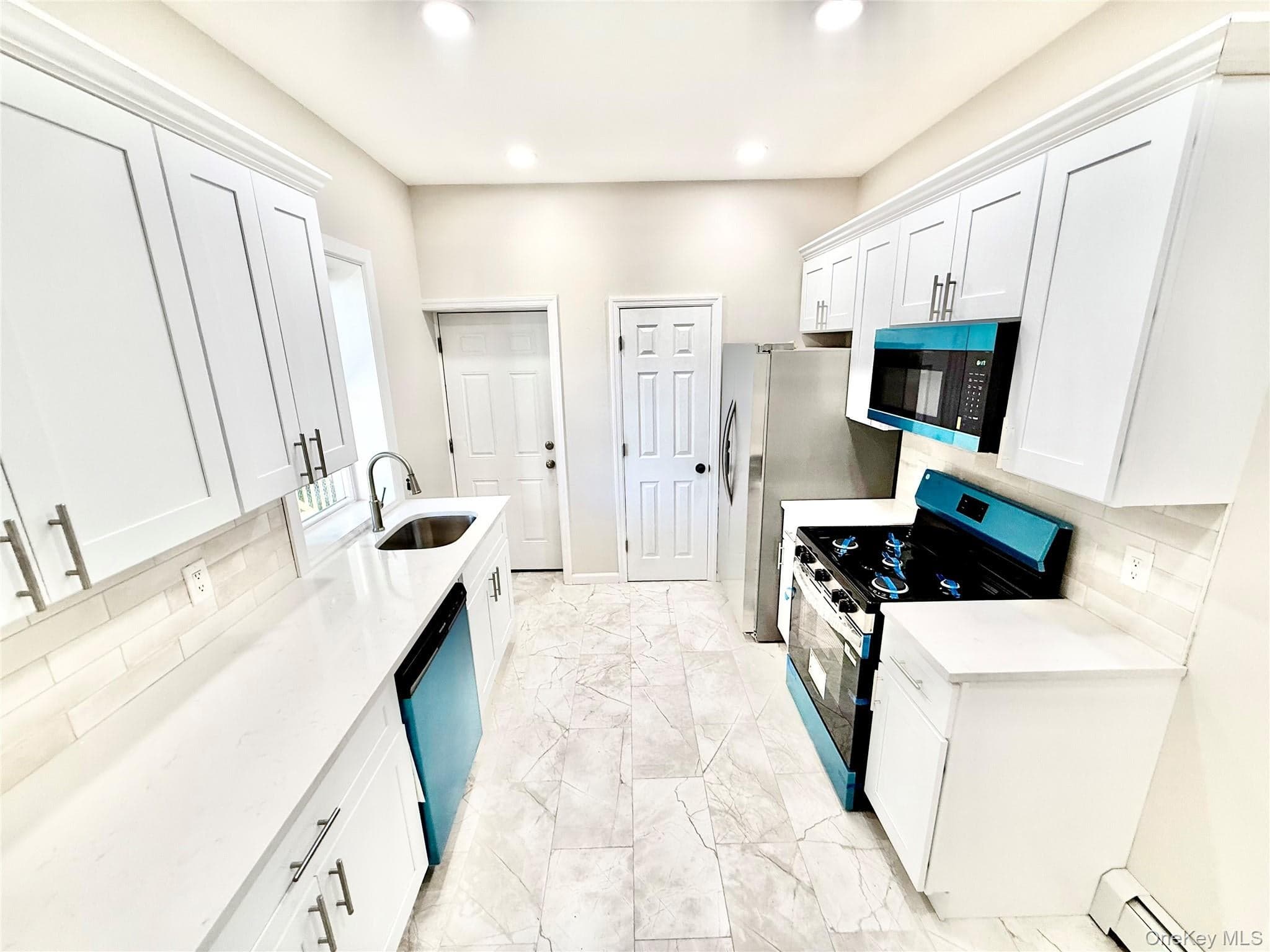 63 Highview Avenue thumbnail 12