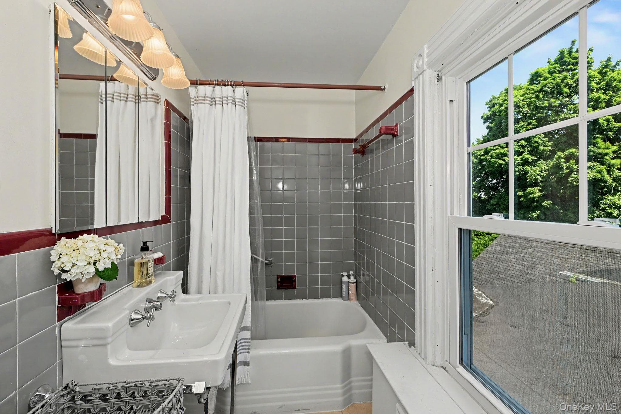80 Leonard Street thumbnail 24