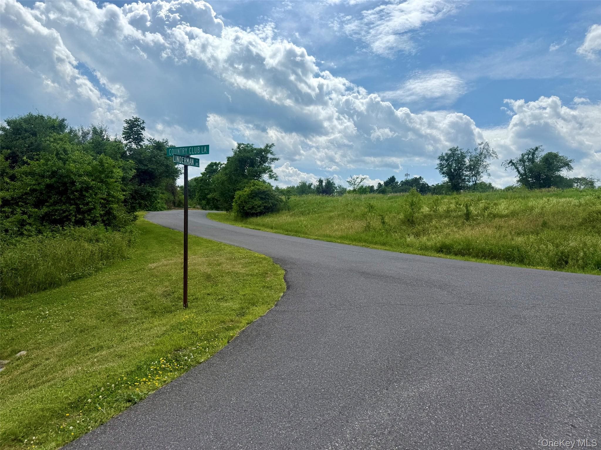 406 Country Club Lane thumbnail 8